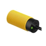 S306E - S30 SERIES 30MM PLASTIC THREADED BARREL SENSOR - Banner Sensors